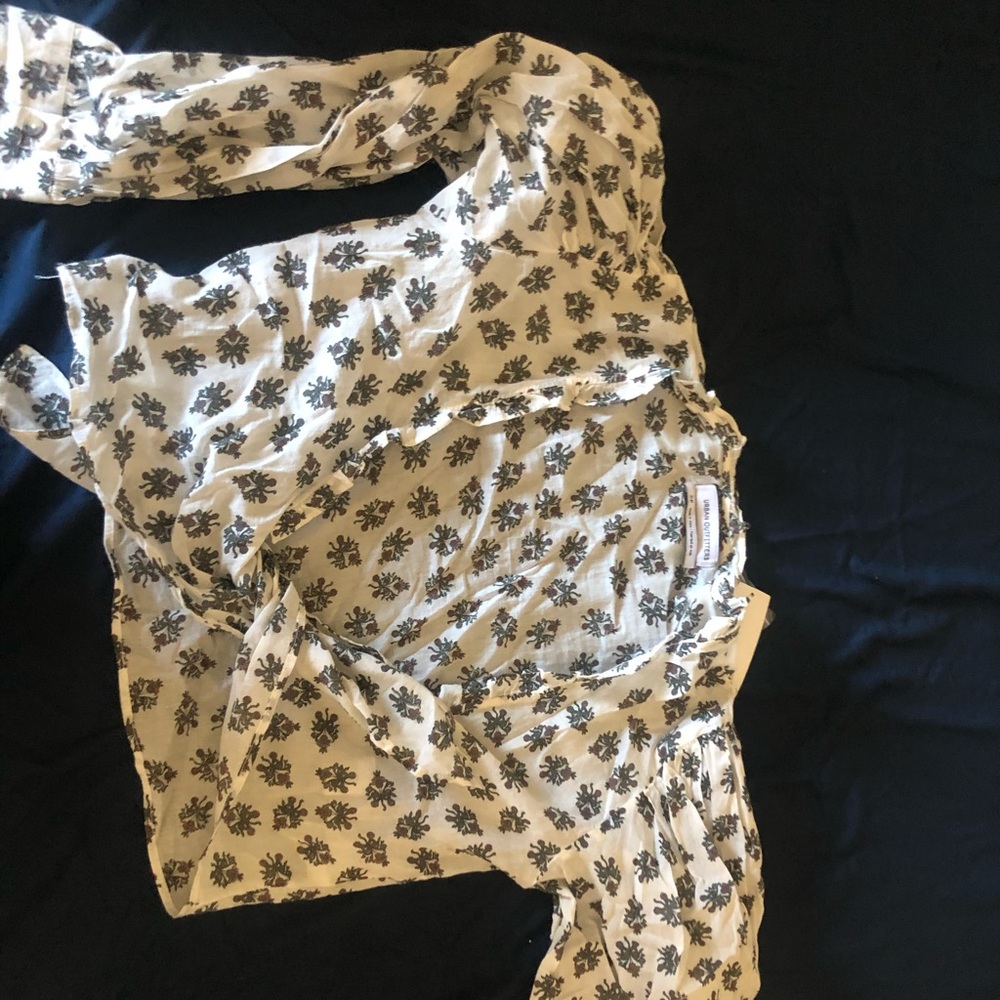 Front tie top! With tags